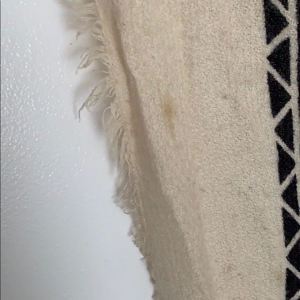 blanket scarf - Picture 3 of 8
